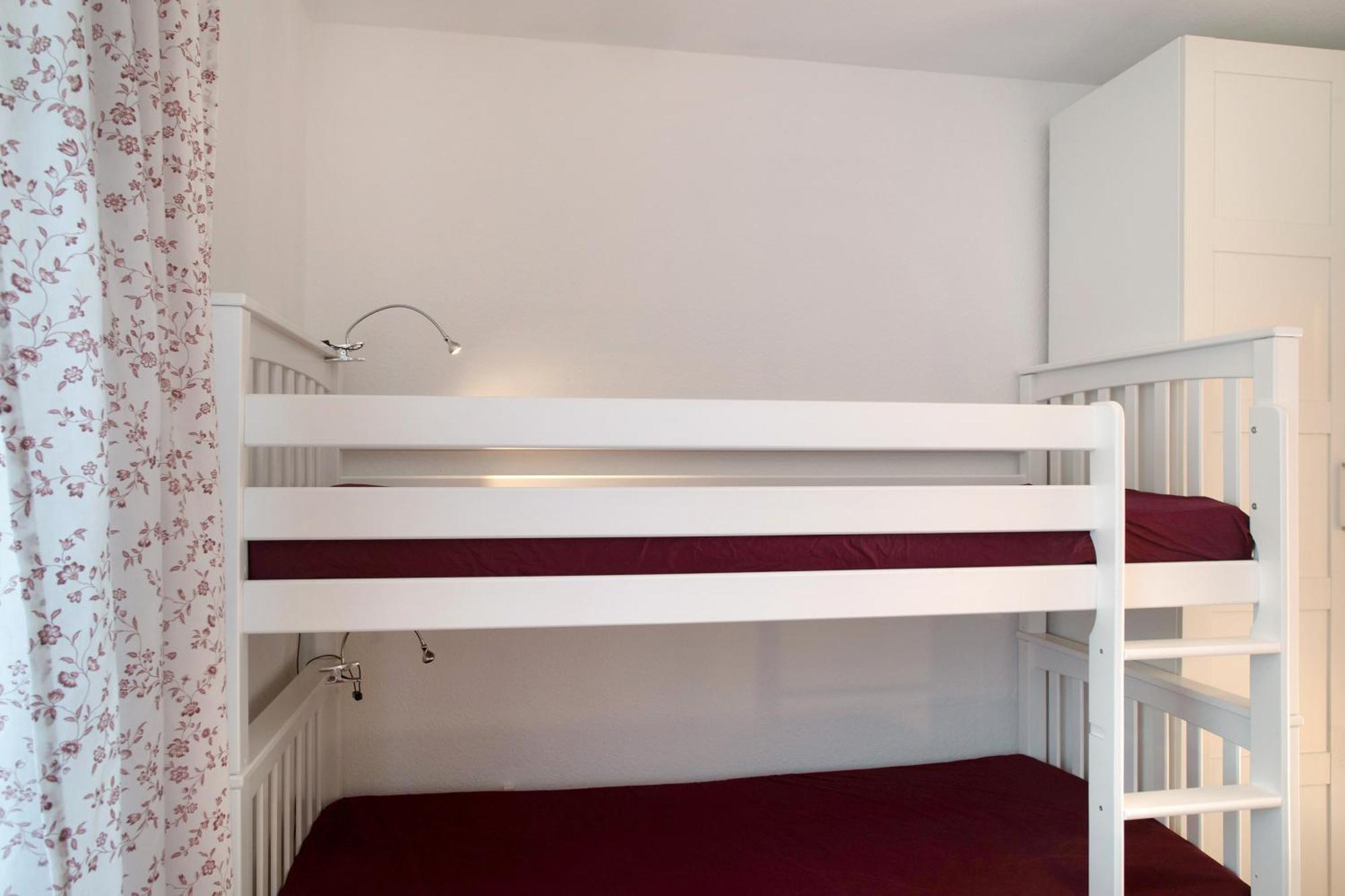 Ferienwohnung 'Alte Schule' Ниенхаген Екстериор снимка